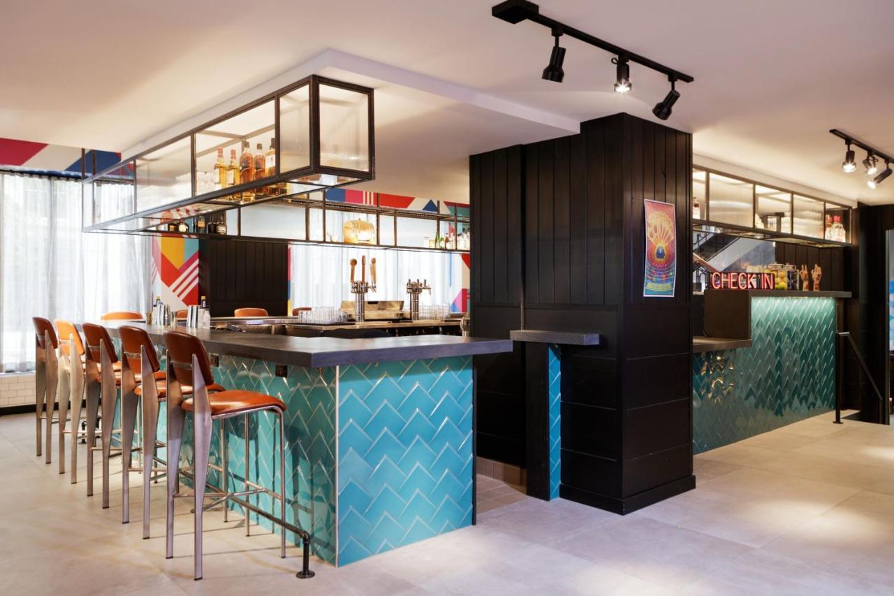 Hotel Moxy Richmond Downtown Exterior foto